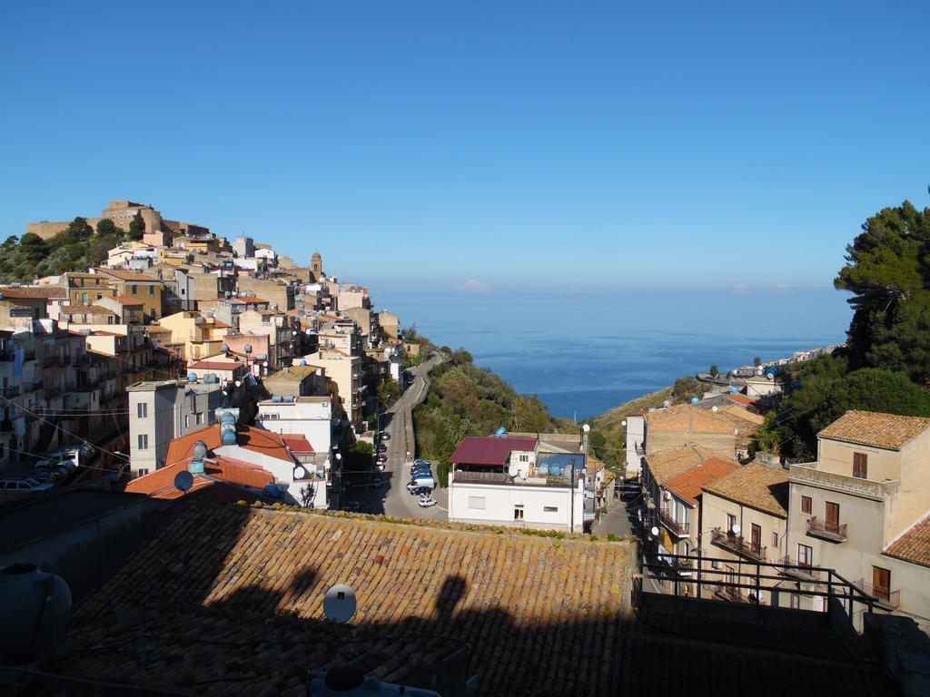 Siciliana Apartman Caronia Kültér fotó