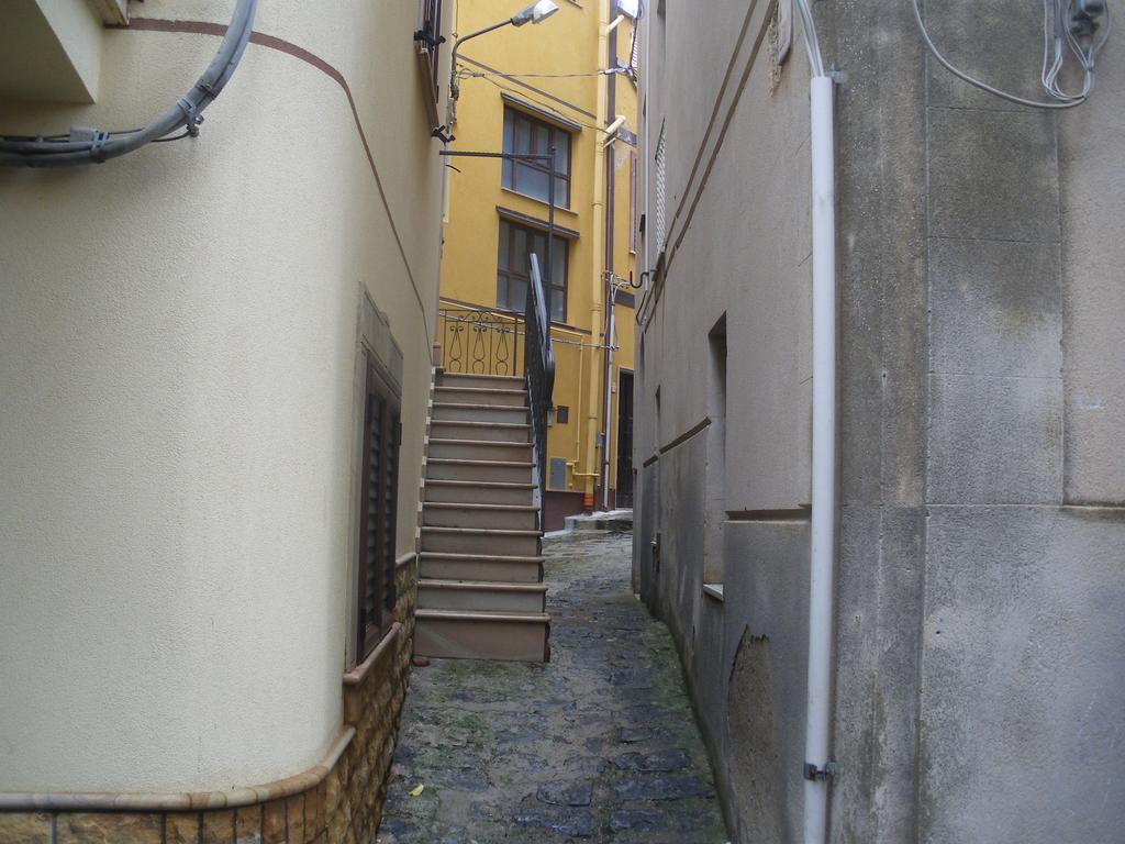 Siciliana Apartman Caronia Kültér fotó